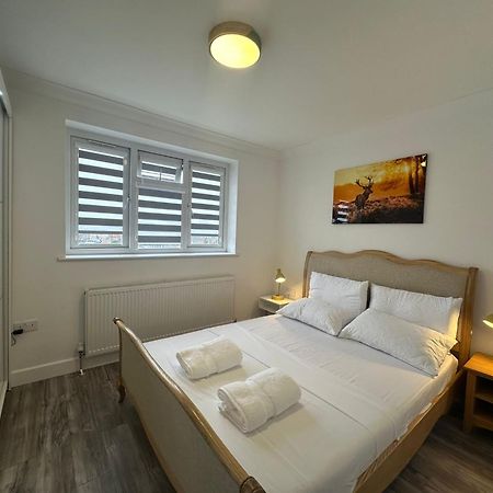 Lamorna Luton  Exterior photo
